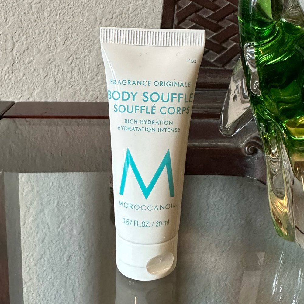 New! 4/30💕MOROCCANOIL Body Soufflé
